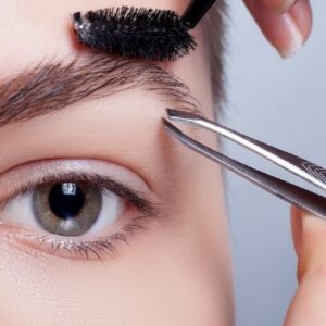 Everything You Need to Know About Eyebrow Tweezers in UK 2023