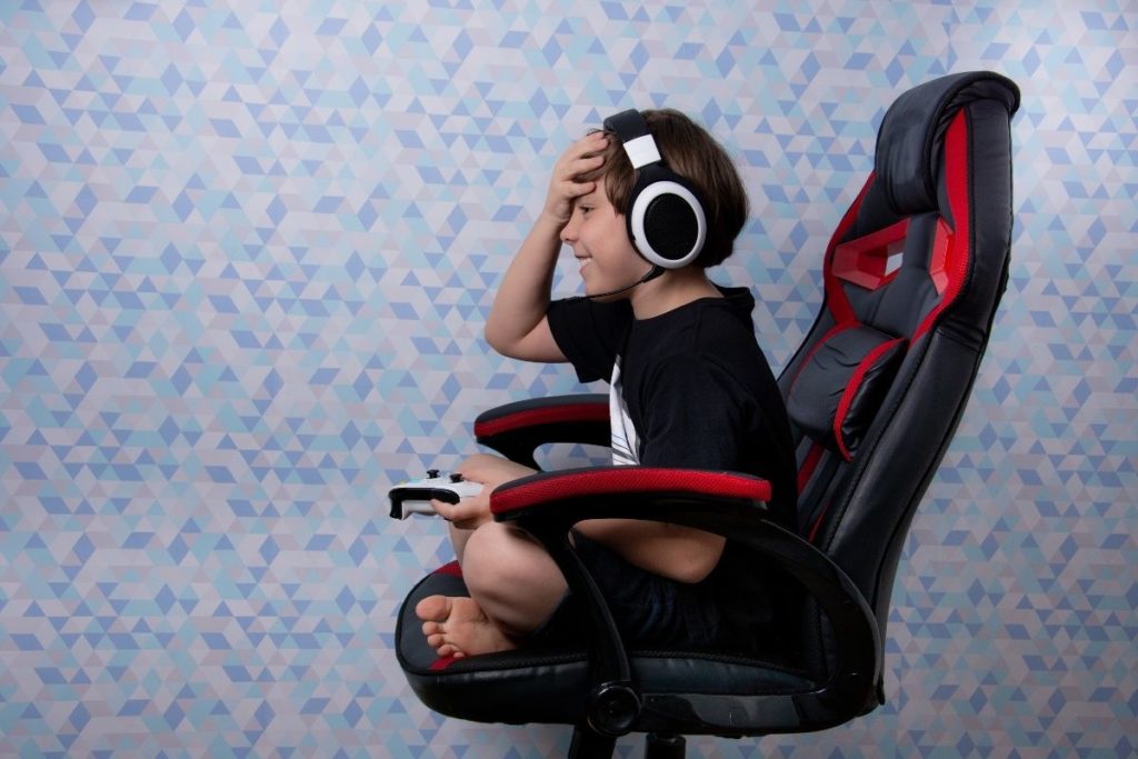 The best gaming chair for short people