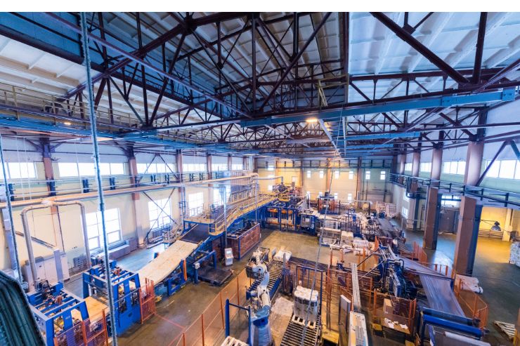 Why More Mid-Sized Manufacturers Are Turning to Control Integrators